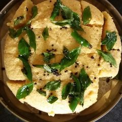 A picture of Fluffy Dhokla.