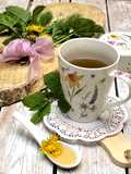 Tisana: depurativa calmante e digestiva