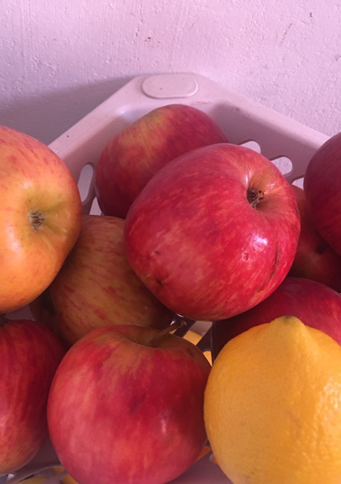 Una foto de Mermelada de 🍎 y canela (usando esas manzanas arenosas que no son bien vistas)