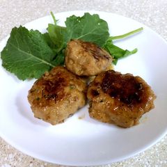 A picture of Chicken Teriyaki Ball.