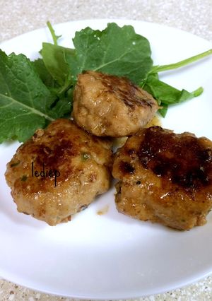 A picture of Chicken Teriyaki Ball.