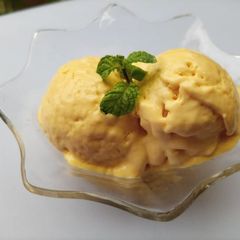 Mango custard ice cream A picture of Mango custard ice cream.