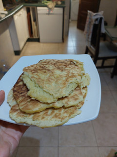 Una foto de Panqueques keto esponjosos de coco
