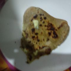 A picture of Aanda parantha (egg parantha).