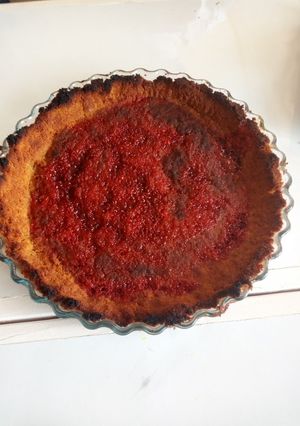 A picture of Left over pie cake.