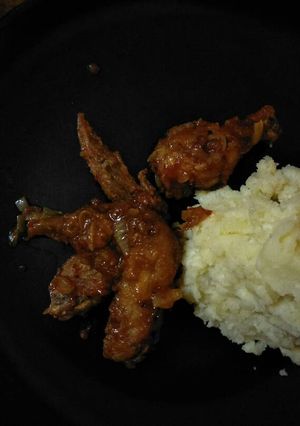 Foto resep Spicy chicken wing and mashed potato