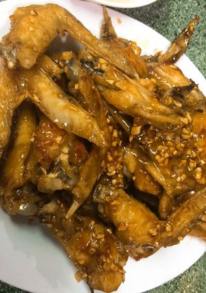 Hình của món Cánh gà chiên nước nắm.
