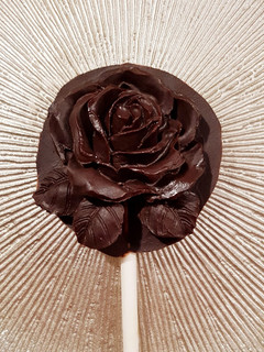 Una foto de Piruleta de chocolate negro