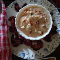 A picture of Shahi sheer khurma.