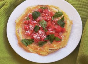 Foto di Finta Pizza al Pomodoro e Basilico