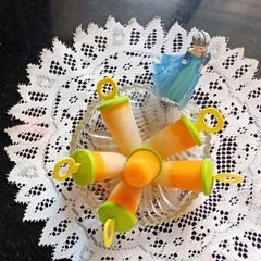 A picture of Pinacolada orange kulfi.
