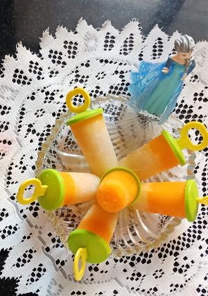 A picture of Pinacolada orange kulfi.
