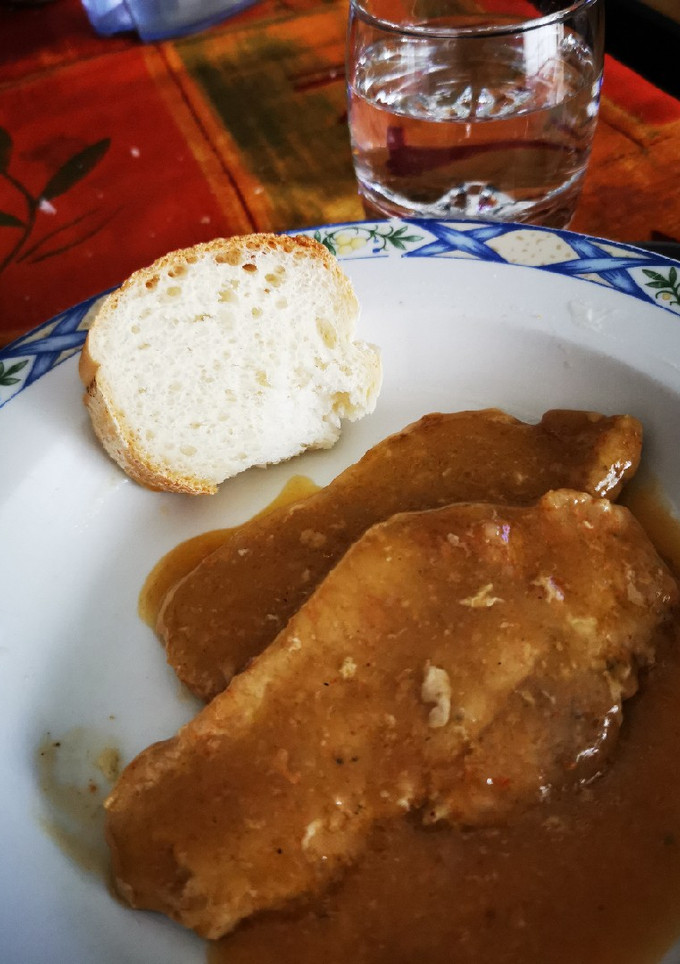 Una foto de Lomo en salsa / "Igual para solomillo" gluten free