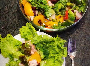 A picture of Greek Salad.
