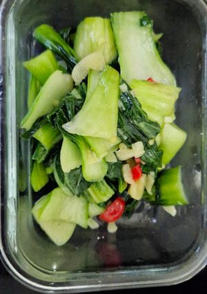 A picture of Bok choy.