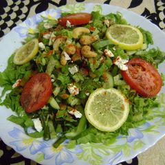 A picture of Green Salad.