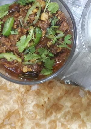 A picture of Smokey Lacha beef.