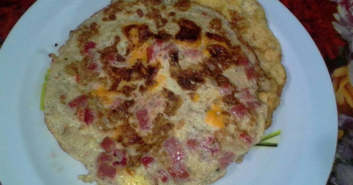 Tortilla de huevo "omelette" con salchichas Receta de Carl Mikael