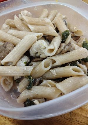 A picture of Lemon Parmesan Chicken and Penne.