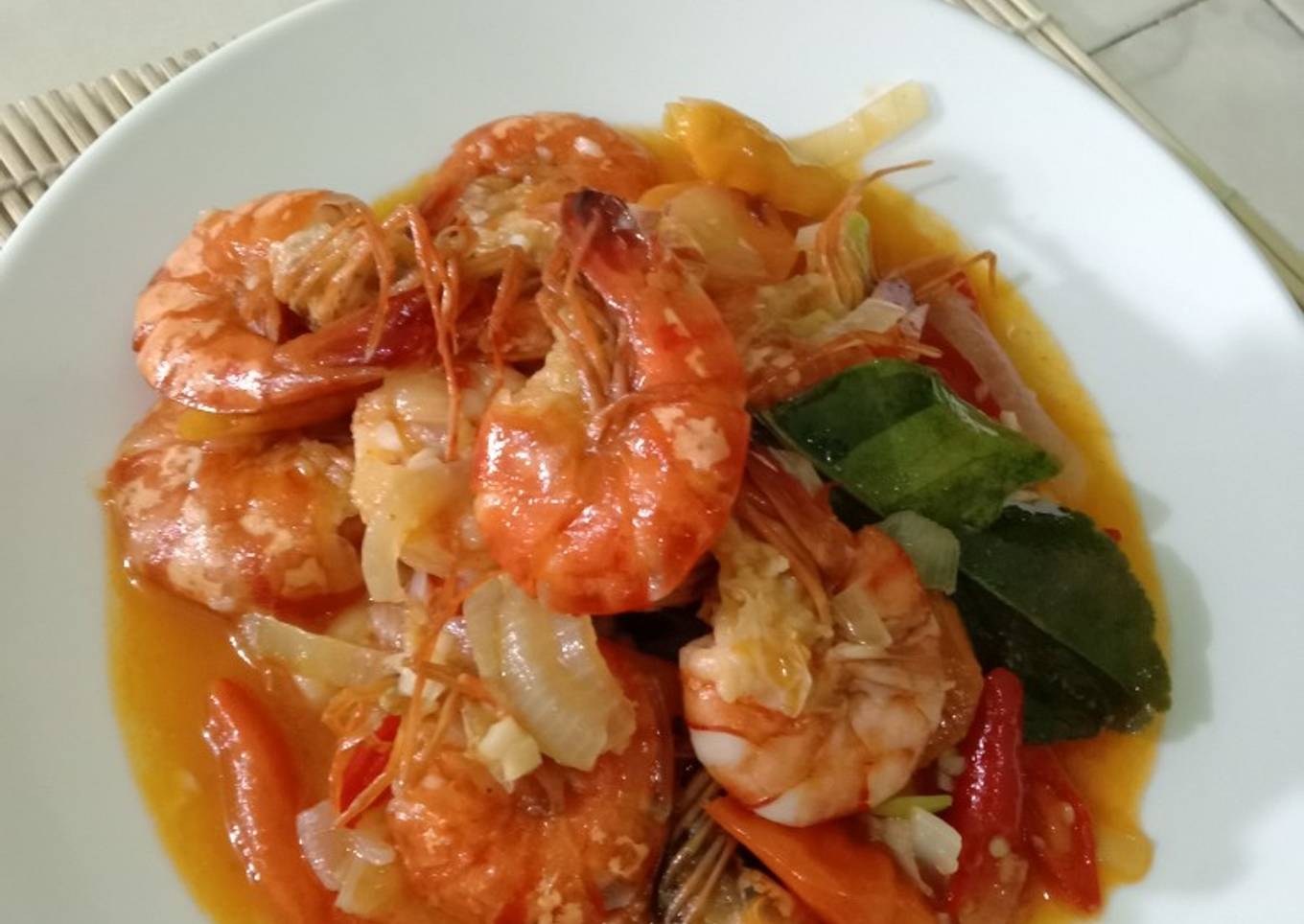 09. Udang Mawut Pedas Asam Manis