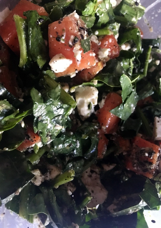 Una foto de Ensalada de espinaca, papaya y tofu