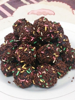 Foto resep Bola coklat simple (no oven)