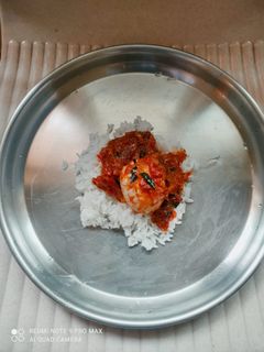 முட்டை தொக்கு(muttai thokku recipe in tamil) செய்முறை முக்கிய புகைப்படம்