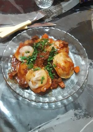 Una foto de Agnolotis de berenjena y morrón!!