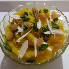 A picture of Mong dal halwa.
