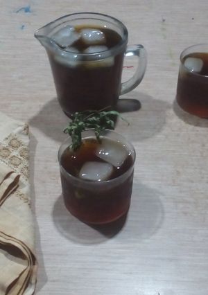 Una foto de Té helado endulzado