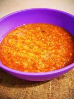 A picture of Carrot Tomato Soup (Baby edition).