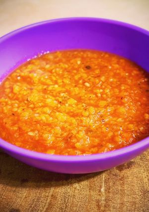 A picture of Carrot Tomato Soup (Baby edition).