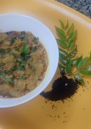 વઘારેલી રોટલી (Vaghareli Rotli Recipe In Gujarati) રેસીપી મુખ્ય ફોટો