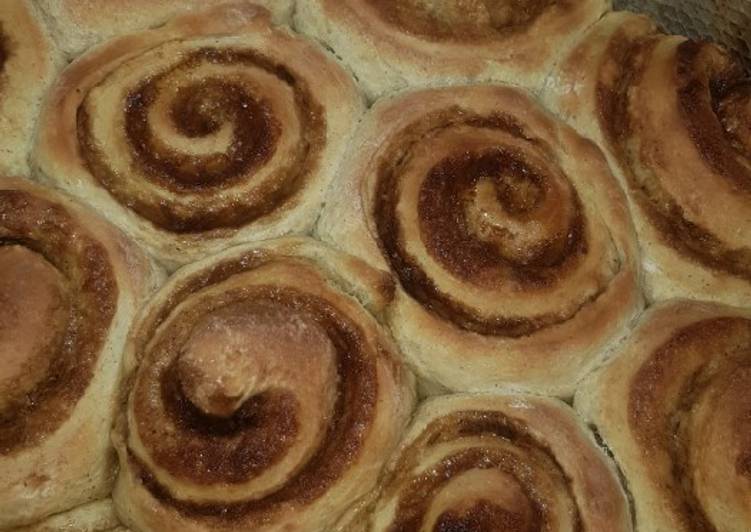 Simple Way to Prepare Super Quick Homemade Cinnamon roll | This is Recipe So Appetizing You Must Try Now !!