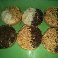 A picture of Martabak manis mini.