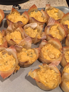 A picture of Buffalo Chicken Wontons.