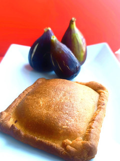 Una foto de Coca amb tonyina