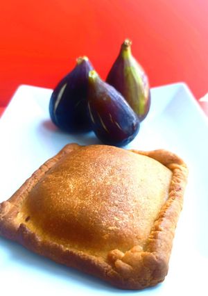 Una foto de Coca amb tonyina