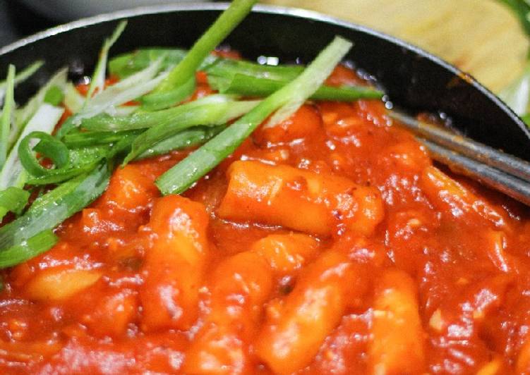 Tteokbokki (kue beras)