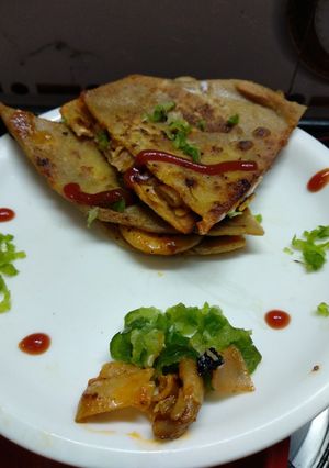 A picture of Pizza pockets.