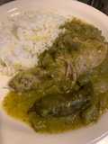Pollo con nopales y salsa verde