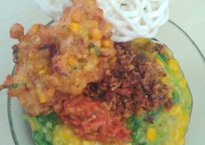 Cara Gampang Membuat Bubur Manado Simple yang Menggugah Selera