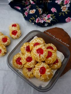 Foto resep Strawberry Thumbprint Cookies