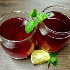 A picture of Bloody hibiscus lemonade 🌺🍋.