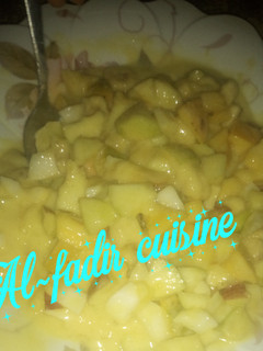 A picture of Creamy fruit salad.