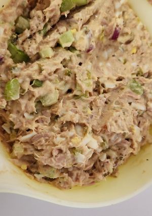 A picture of Tuna Salad.
