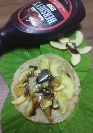 A picture of Apple pancake.
