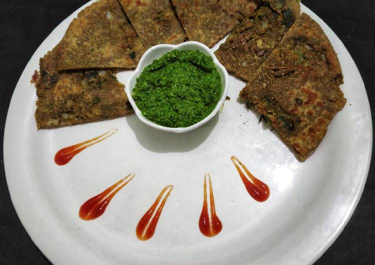 Green Garlic Chutney & Green onion Stuffed Paratha