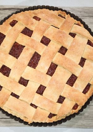 Una foto de Crostata de dulce de membrillo