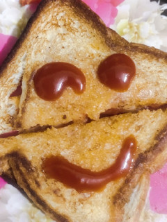 ब्रेड सैंडविच (Bread sandwich recipe in hindi) रेसिपी मुख्य फोटो